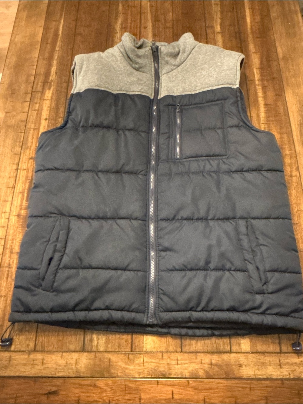 Roebuck & Co Puffer Vest Men’s XL Navy Gray Fleece Yoke Zip Up Utility Outdoor